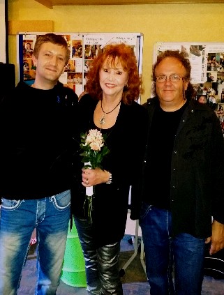 Regina Thoss und wir